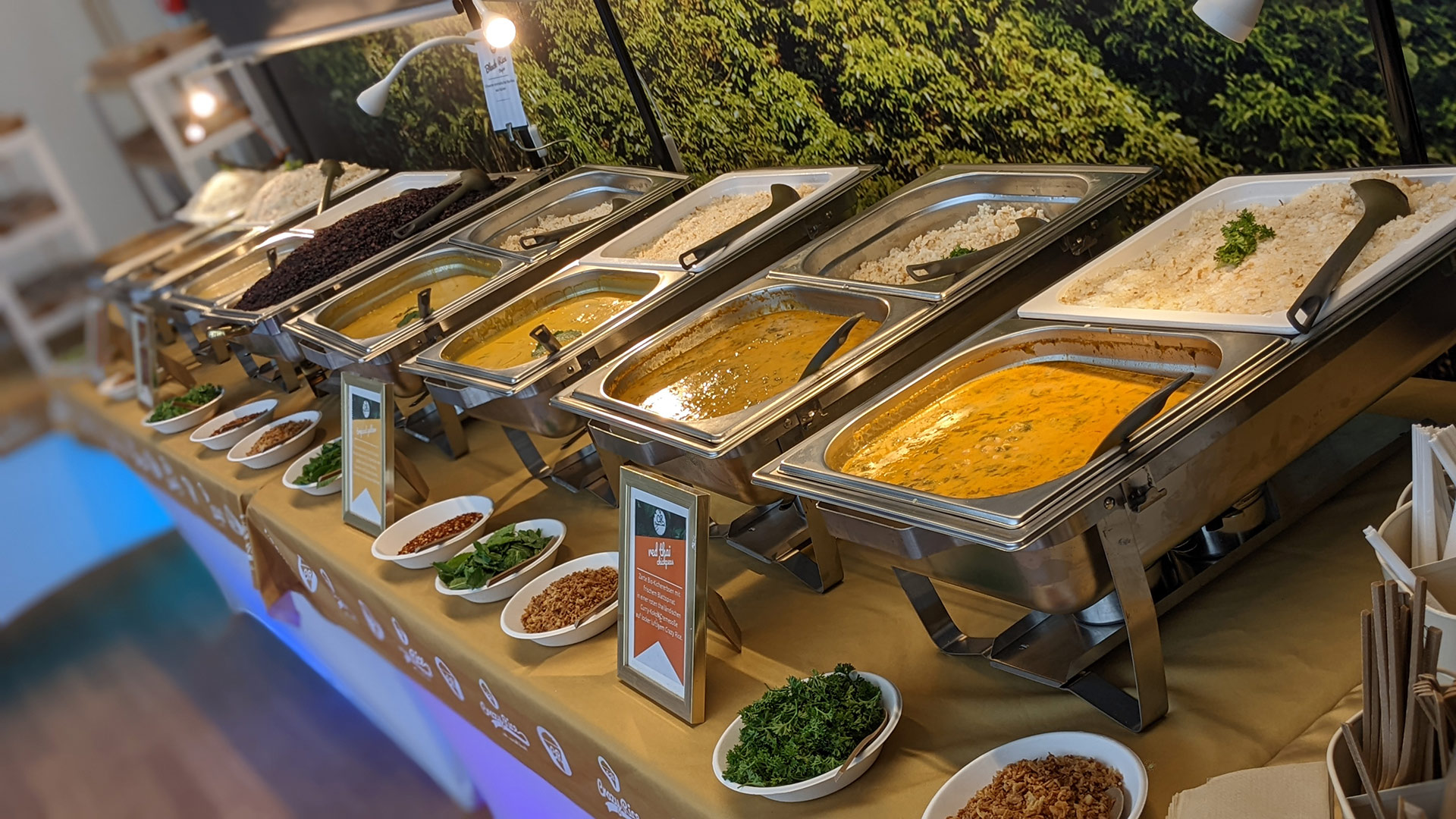 Flying Buffet Crazy Rice